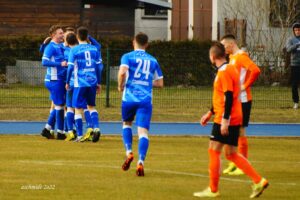 Read more about the article Z Gębicami o nietypowej porze 