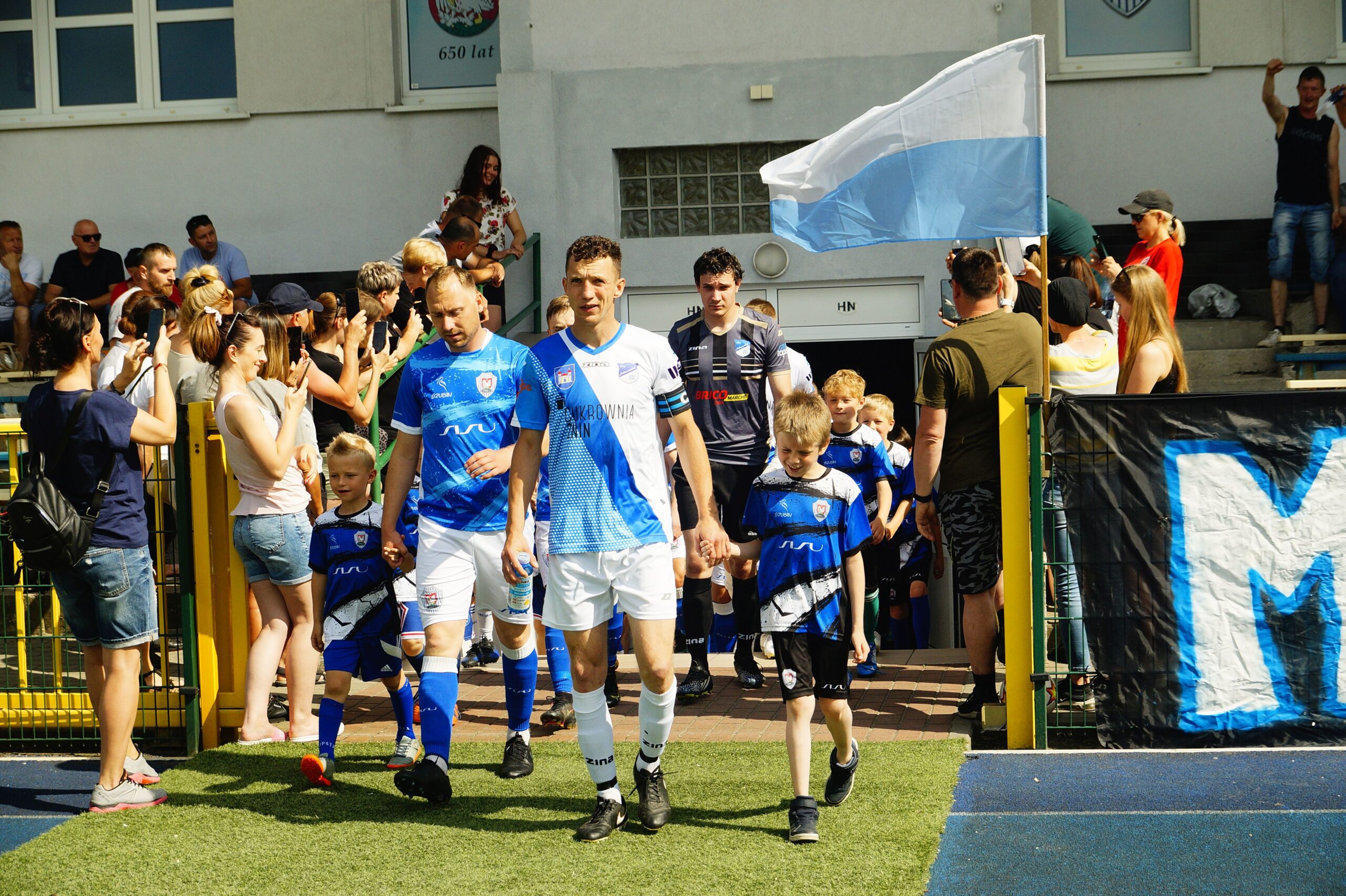 Read more about the article Wywalczony remis z Pałuczanką, kolejne golasso Jurka!