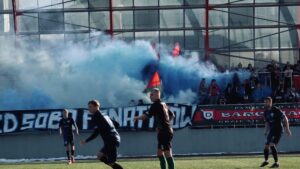 Read more about the article Piłkarskie święto (?) w pierwszej kolejce