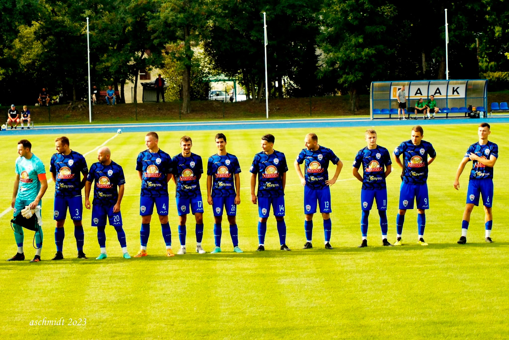 Read more about the article Przegrana w Złotnikach w ostatniej akcji meczu!